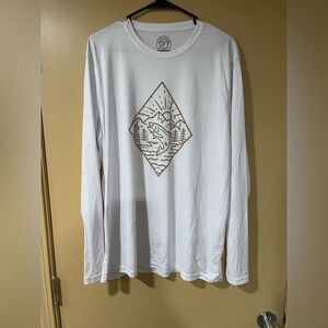 🎈3/$15 White Long Sleeve Fishing Shirt with Fish Graphic